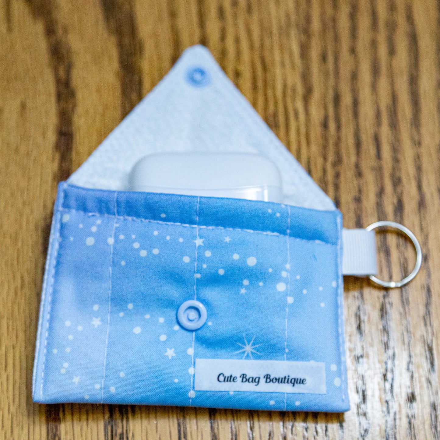 Frosy Swirls Quilted Earbud Pro Case