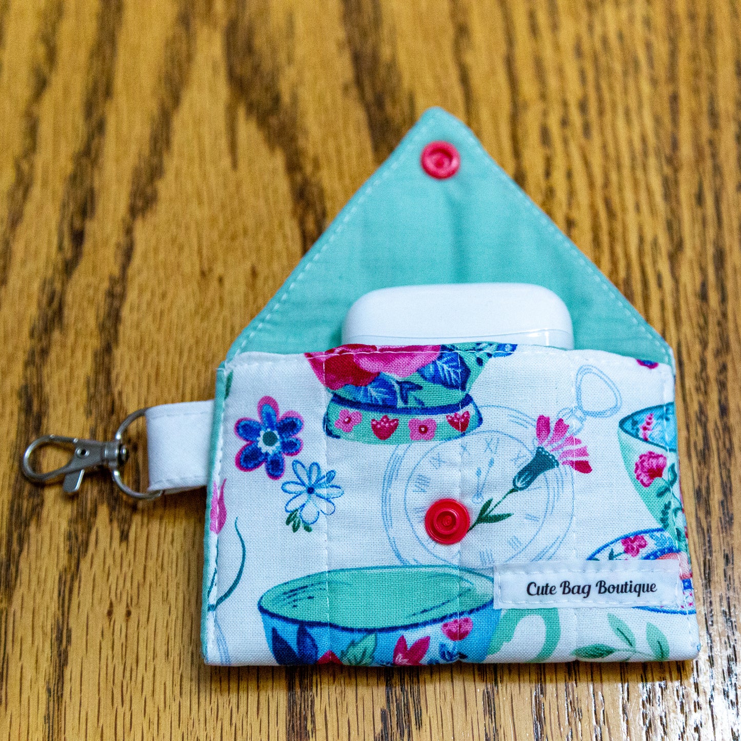 Afternoon Tea Quilted Earbud Pro Case