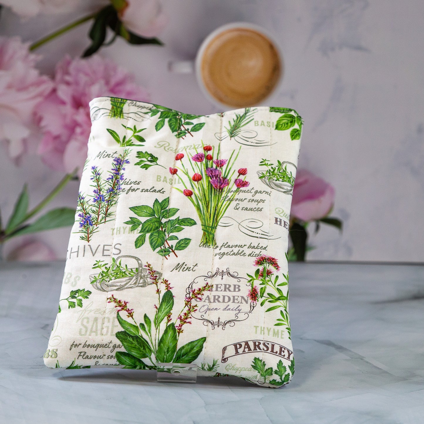 In the Garden with a Bow Quilted Kindle Sleeve *Limited Edition*
