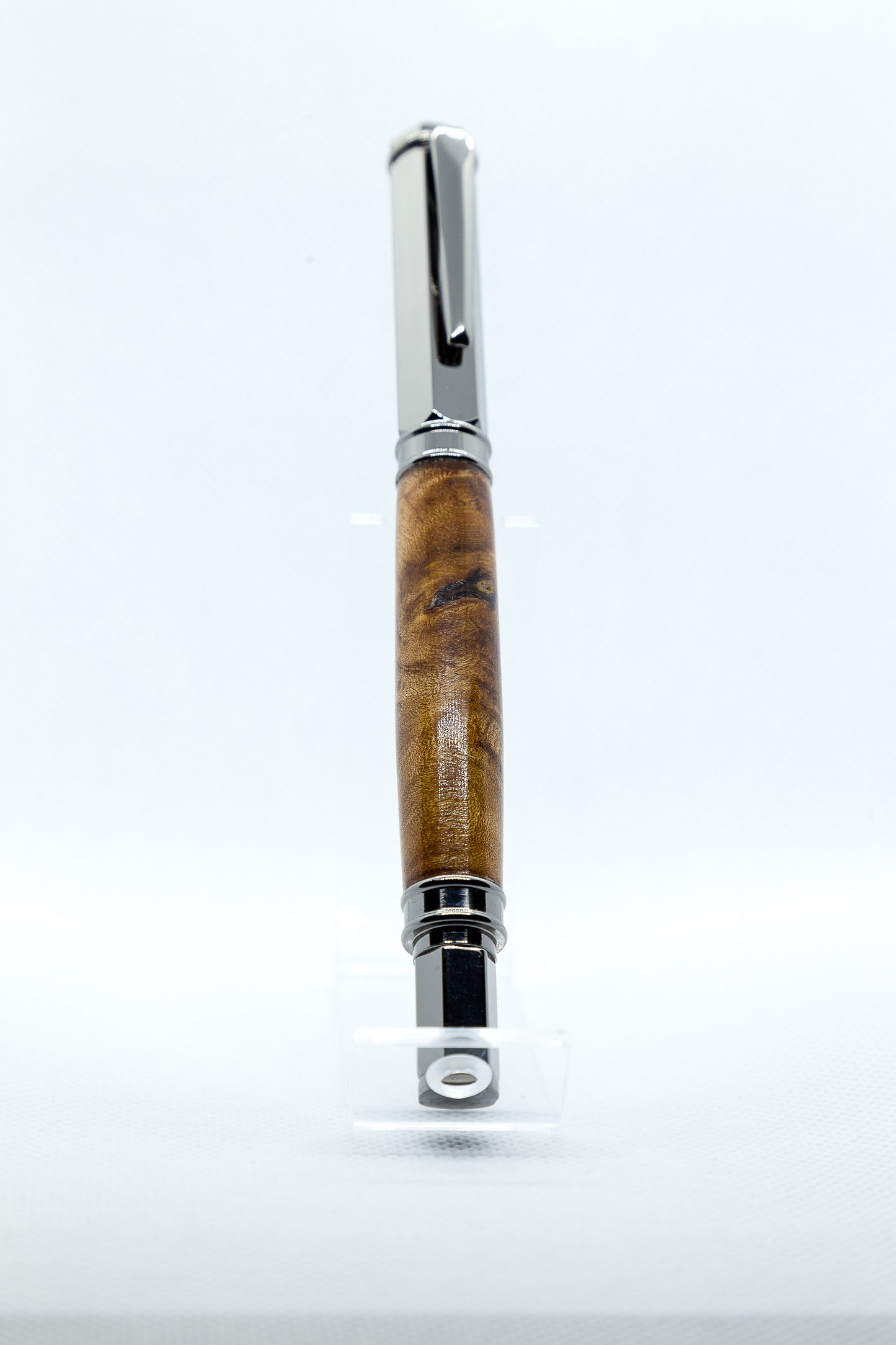 Magnetic Vertex Gun Metal Walnut