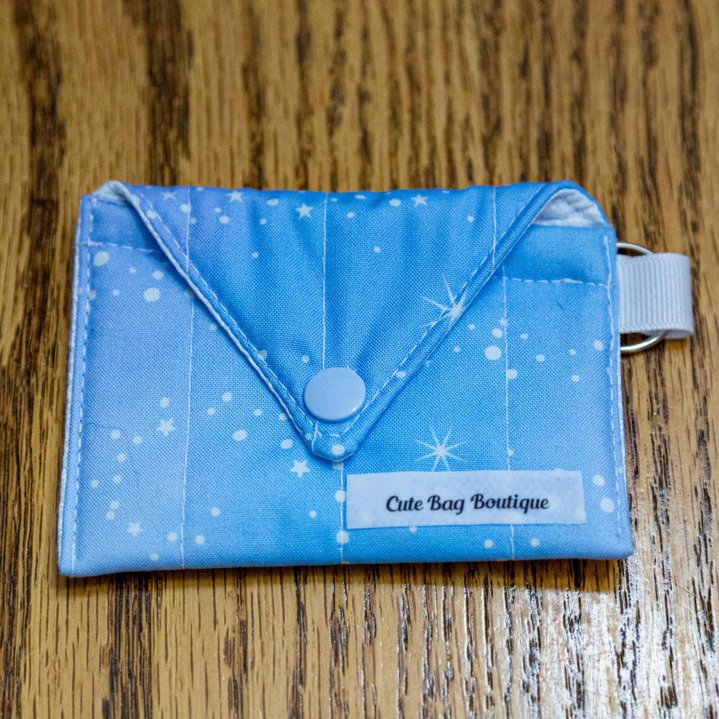 Frosy Swirls Quilted Earbud Pro Case