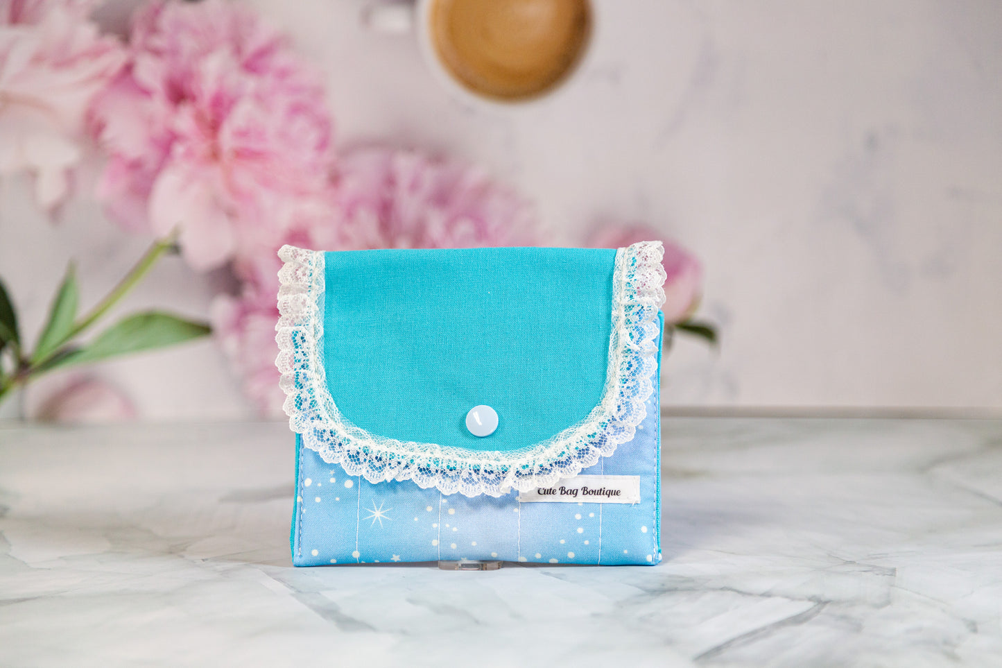 Frosty Swirl Quilted Pad Pouch