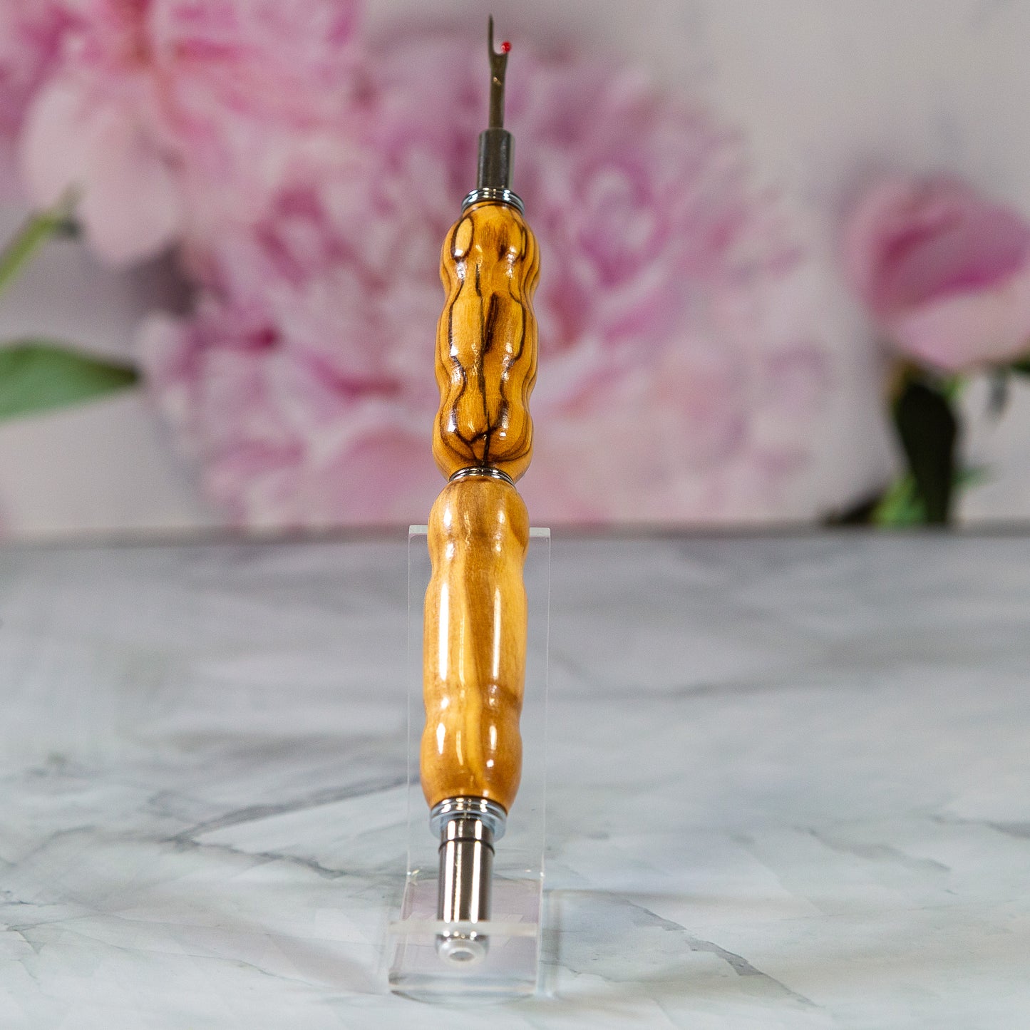 2-in-1 Seam Ripper and Mini Scissors
