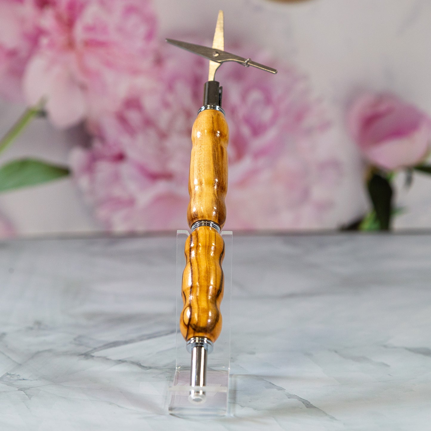 2-in-1 Seam Ripper and Mini Scissors