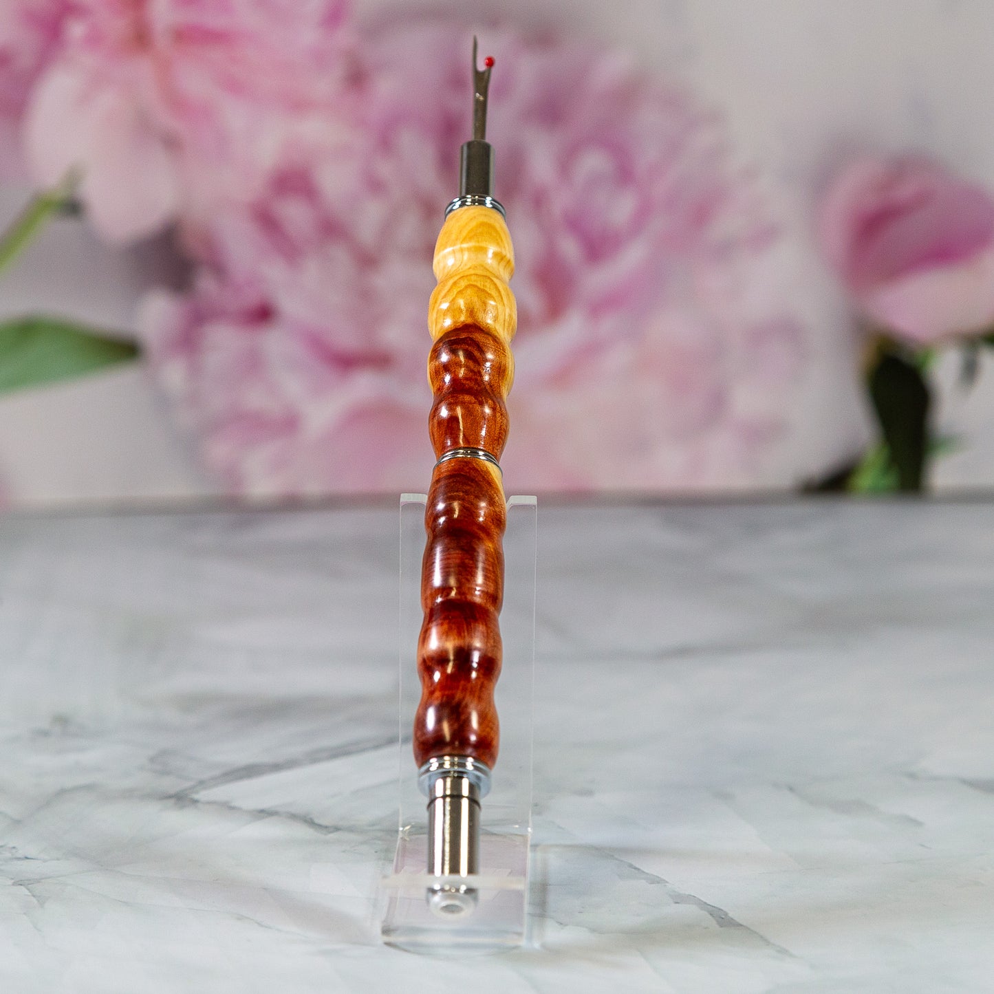 2-in-1 Seam Ripper and Mini Scissors