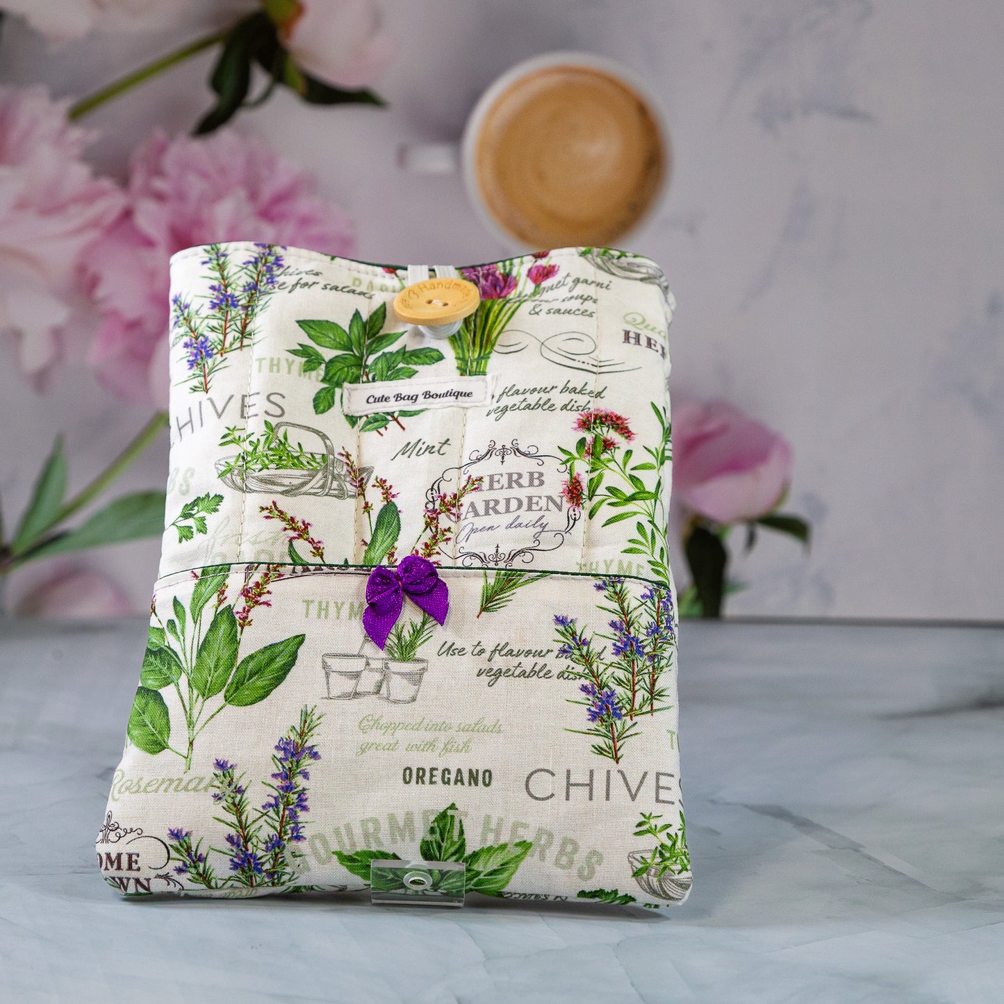 In the Garden with a Bow Quilted Kindle Sleeve *Limited Edition*