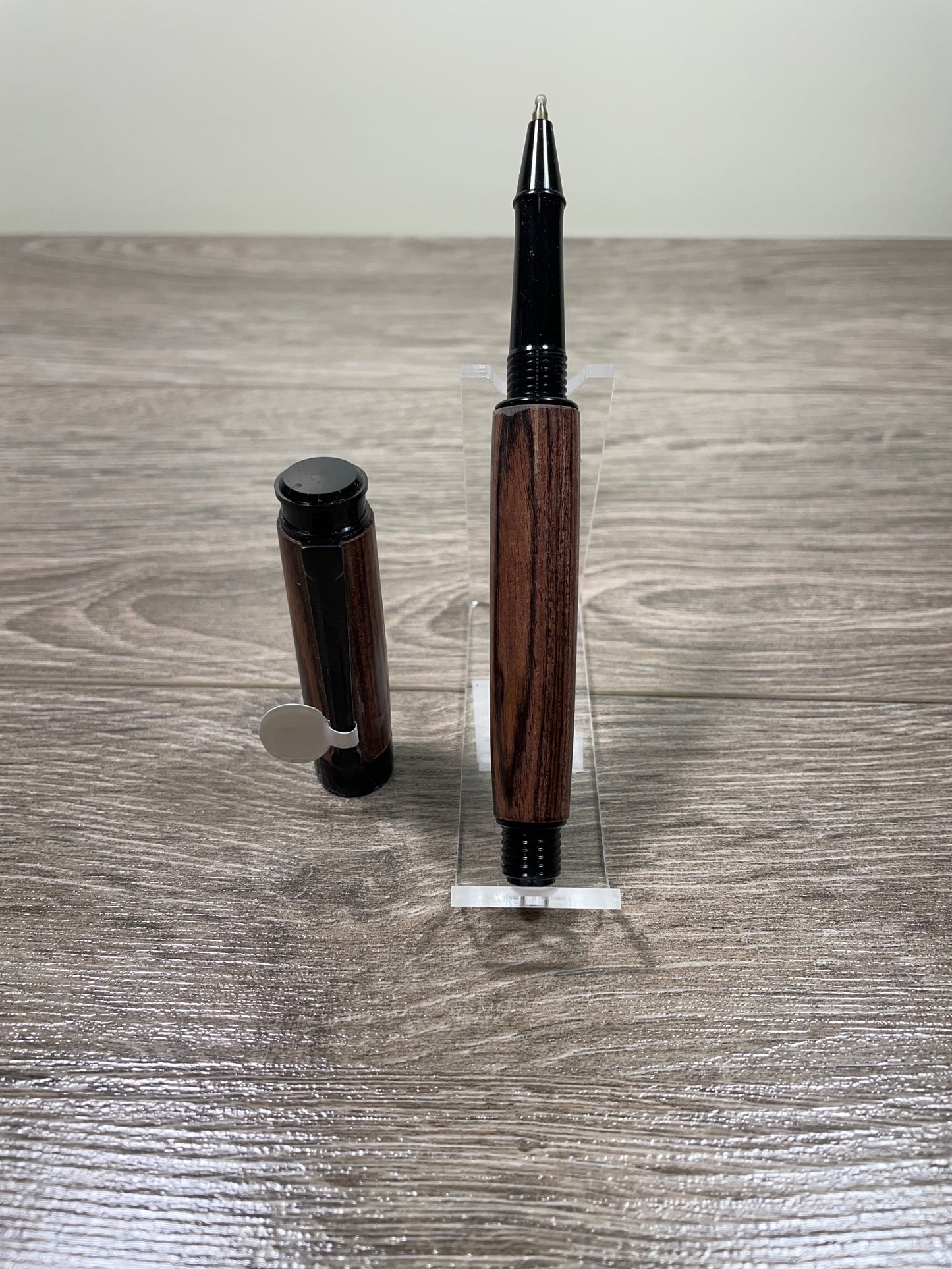 Hurricane Black Kingwood Pen
